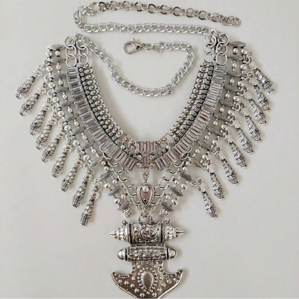 Chic Silver Tribal Necklace